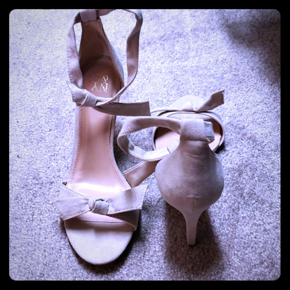 NY&CO heels, size 7